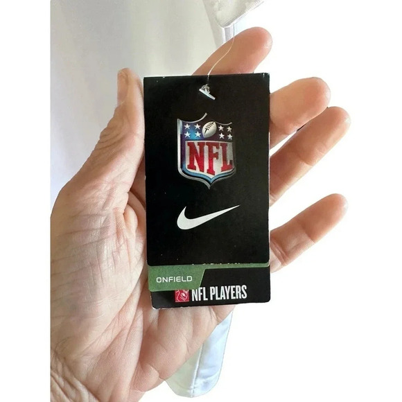 NWT Dawg Pound NFL Cleveland White Baker Mayfield Jersey Size 3XL - Picture 4 of 10